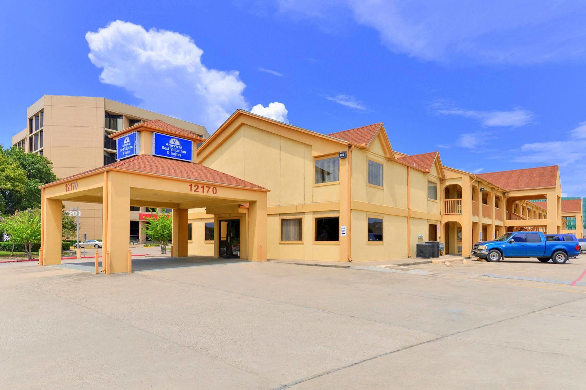 Americas Best Value Inn And Suites Houston/Northwest Brookhollow Exterior photo